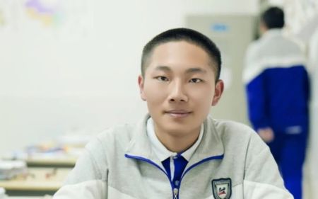 李泽超.jpg