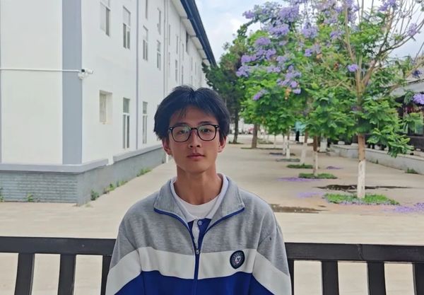 纳赛博.jpg