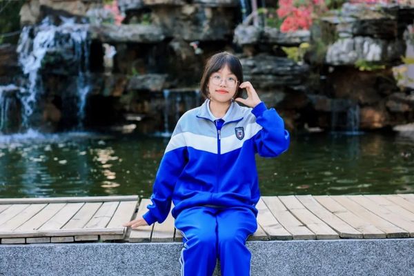 江燕洁.jpg